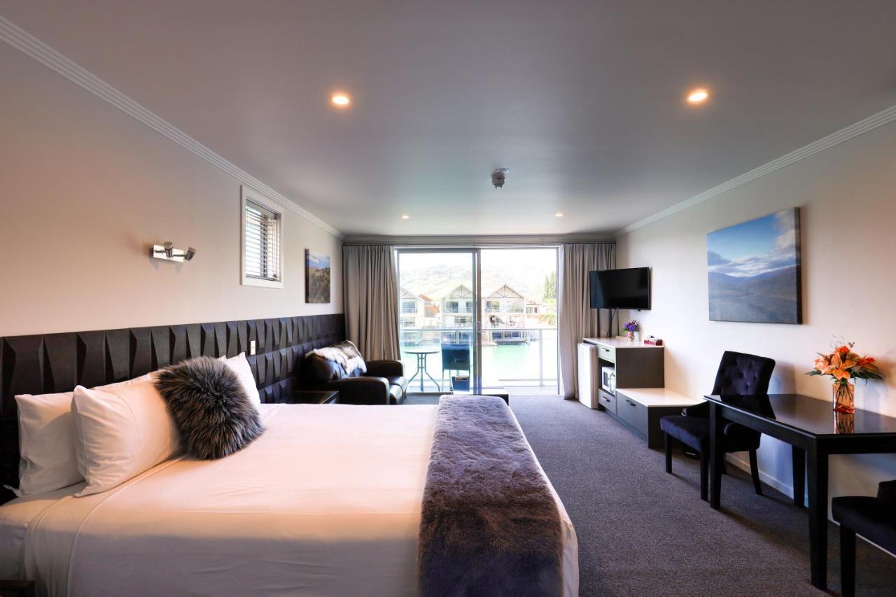 Marsden Lake Resort Central Otago كرومويل المظهر الخارجي الصورة A typical hotel room