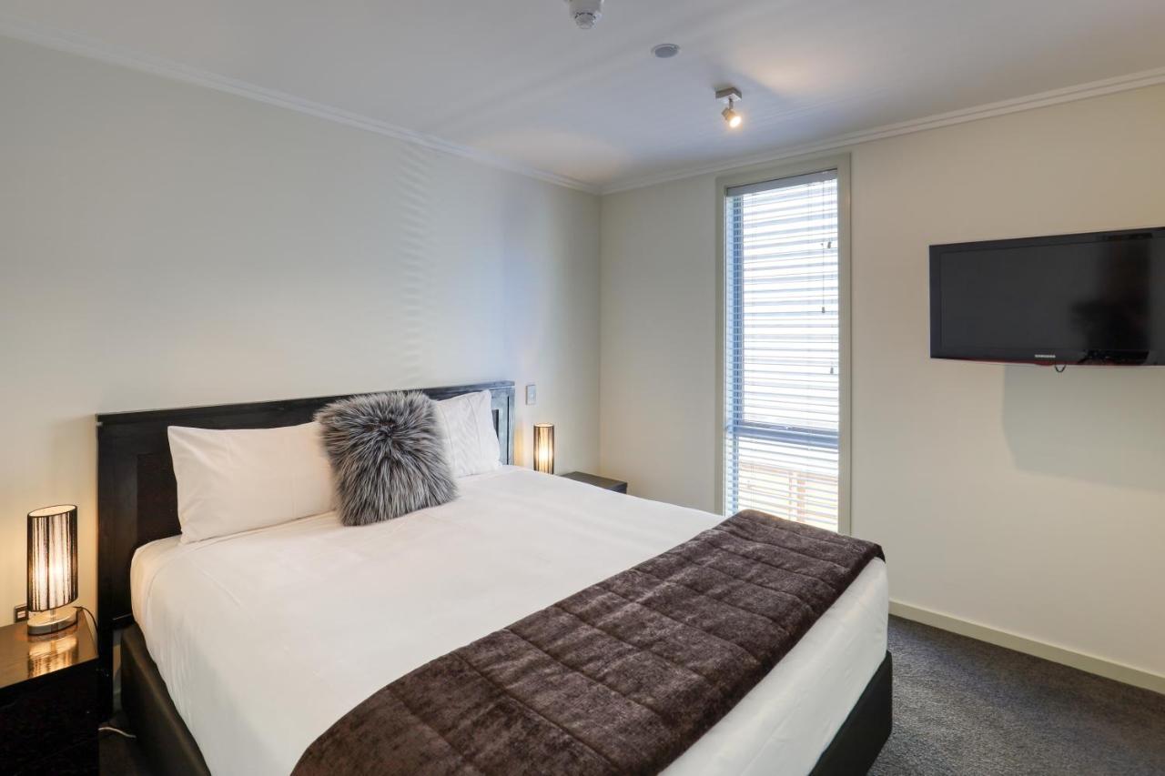 Marsden Lake Resort Central Otago كرومويل المظهر الخارجي الصورة A bedroom at the hotel