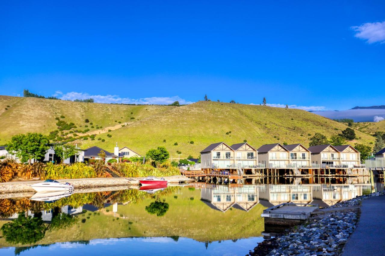 Marsden Lake Resort Central Otago كرومويل المظهر الخارجي الصورة The Landing, a residential development in the town centre