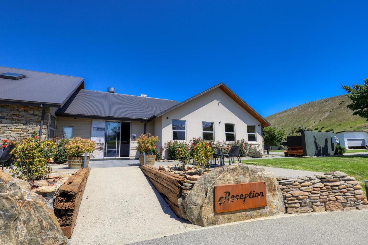 Marsden Lake Resort Central Otago كرومويل المظهر الخارجي الصورة Reception at the station